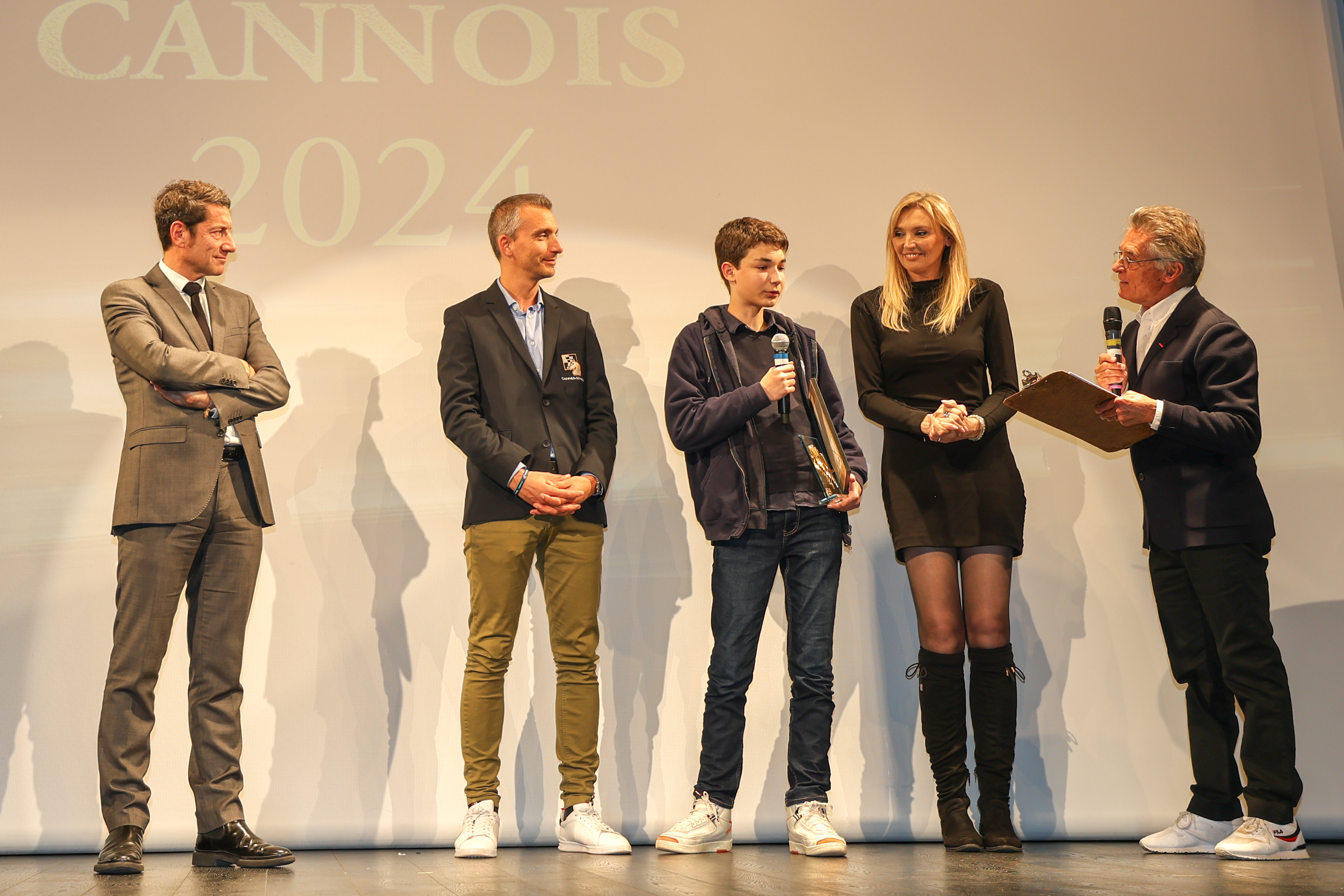 TROPHÉE DES JEUNES CHAMPIONS CANNOIS - Louis récompensé pour sa sélection en Équipe de France ! 👏👏👏